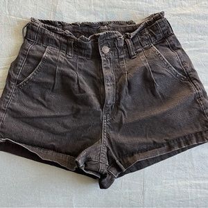 American Eagle faded black jean shorts size 4